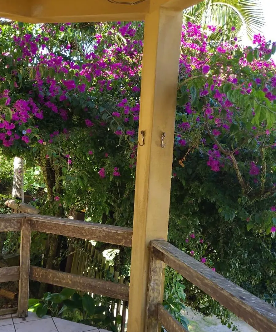 Residencial Maria Bed & Breakfast Laguna